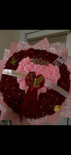 100 roses bouquet with glitter